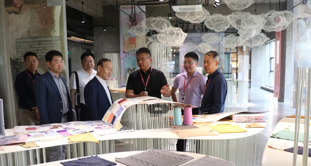 韓國熒址（HYUNGJI）集團(tuán)崔炳五會長一行來訪